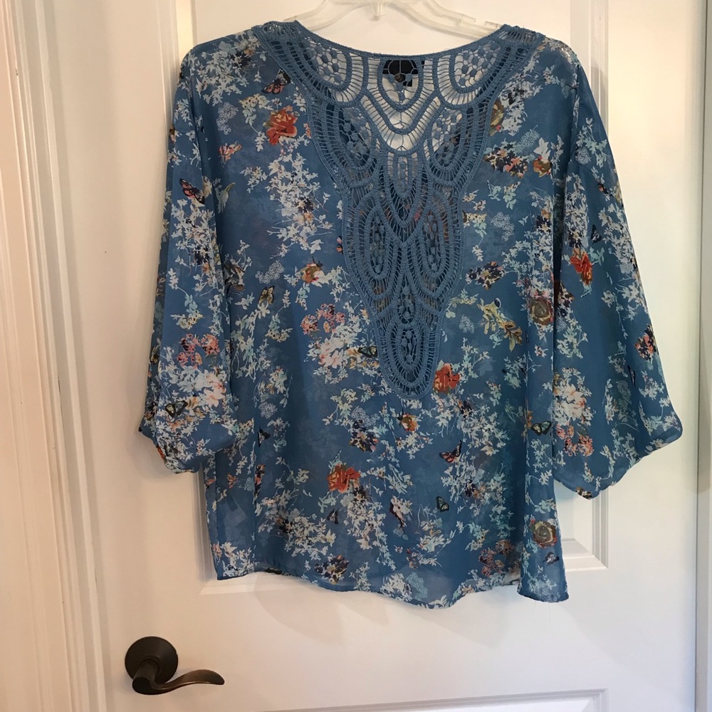 Blue top